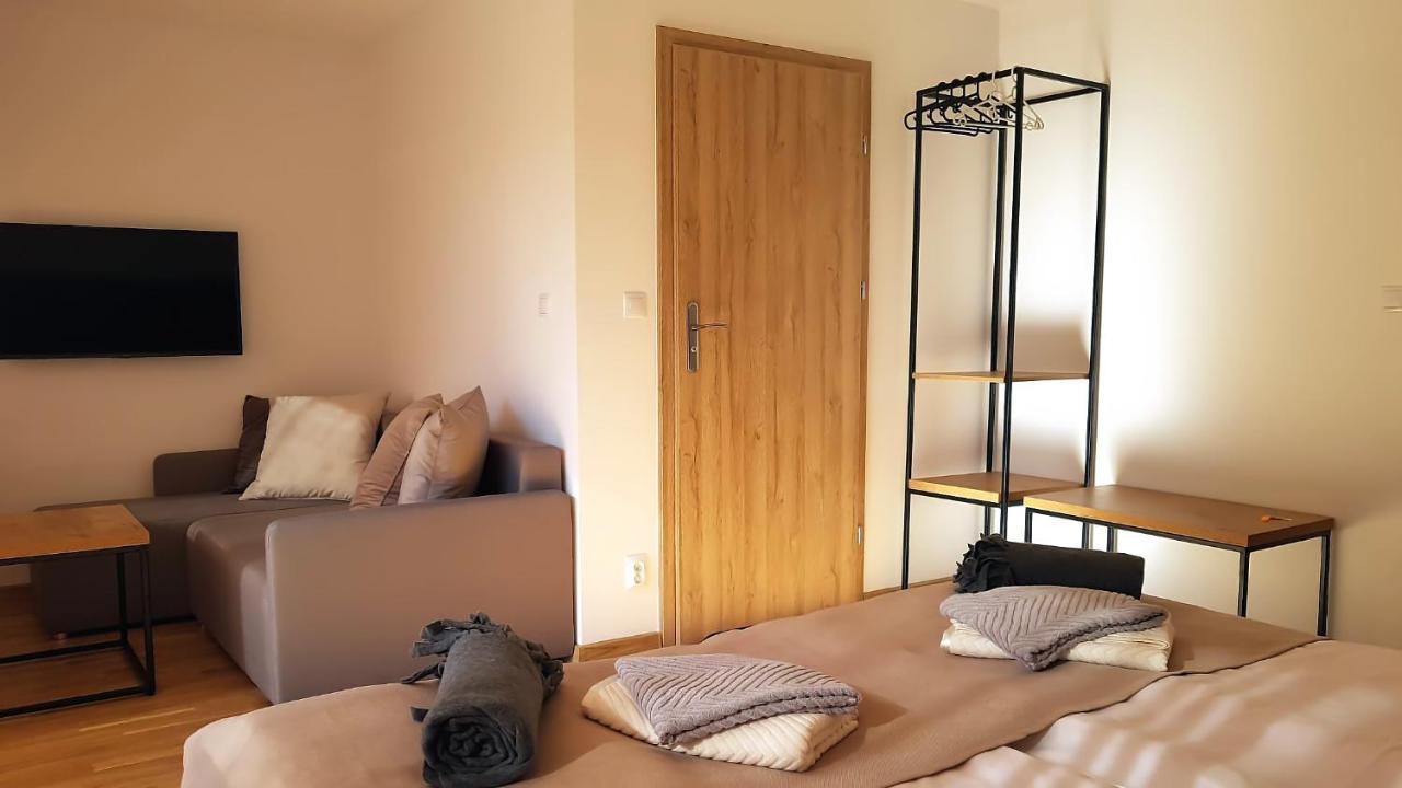 Wodnik Uslugi Hotelarskie, Apartamenty Rowy  Extérieur photo