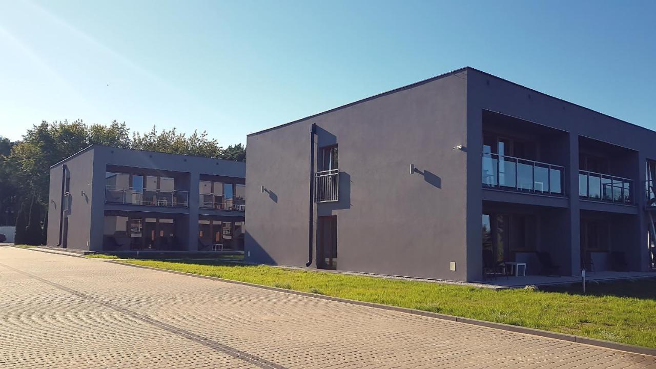 Wodnik Uslugi Hotelarskie, Apartamenty Rowy  Extérieur photo