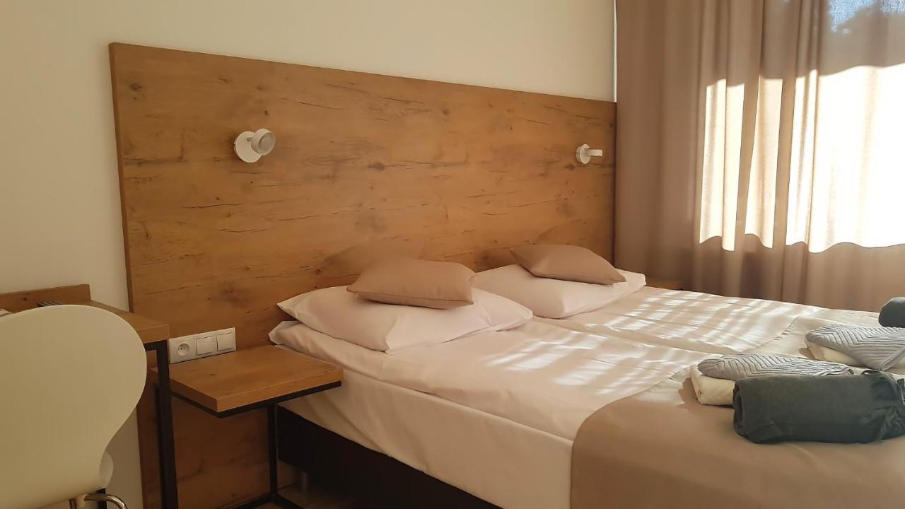 Wodnik Uslugi Hotelarskie, Apartamenty Rowy  Extérieur photo