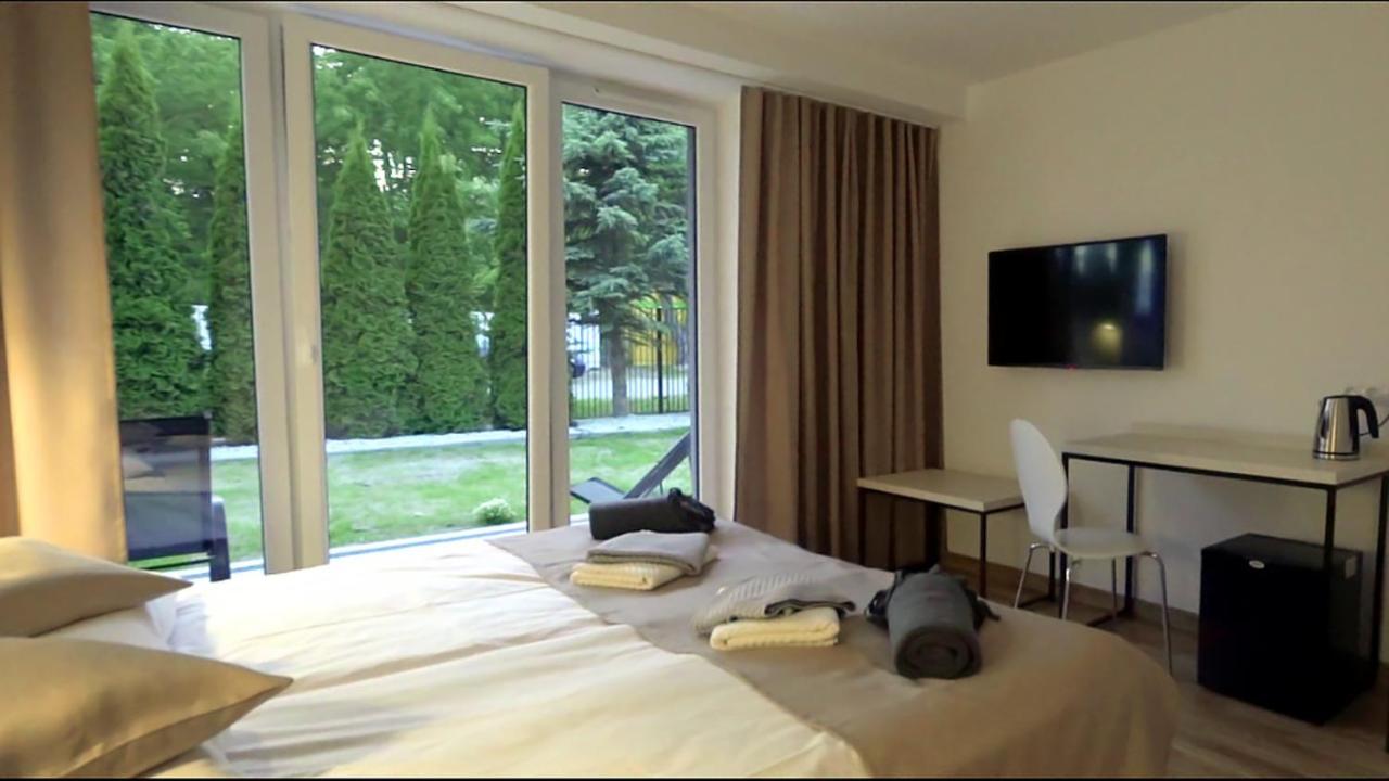 Wodnik Uslugi Hotelarskie, Apartamenty Rowy  Extérieur photo